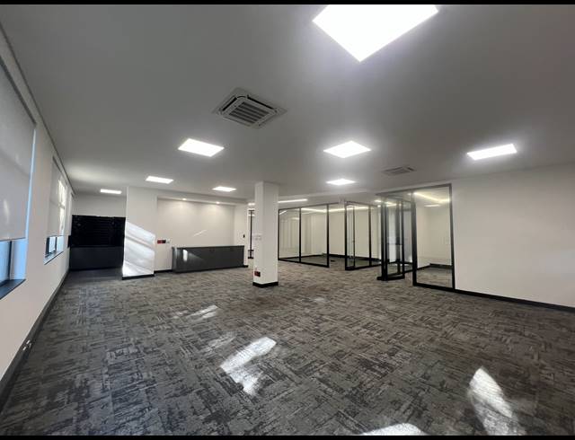 298M² OFFICE TO LET IN ILLOVO